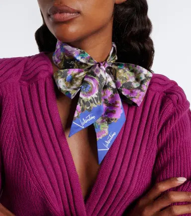 Valentino Garavani Floral silk scarf | Thumbnail 4 Valentino Garavani Floral silk scarf | Thumbnail 4