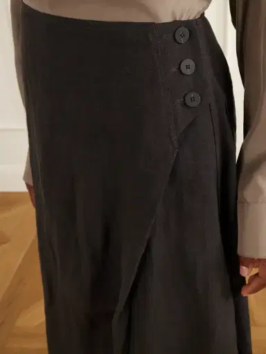 Studio Nicholson Pleated Woven Midi Skirt | Thumbnail 5 Studio Nicholson Pleated Woven Midi Skirt | Thumbnail 5