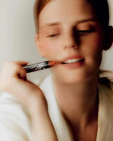 Sisley-Paris Phyto-Lip Twist | Thumbnail 3 Sisley-Paris Phyto-Lip Twist | Thumbnail 3