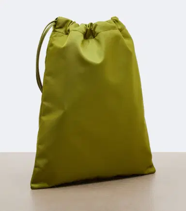 Prada Wish Re-Nylon pouch | Thumbnail 3 Prada Wish Re-Nylon pouch | Thumbnail 3