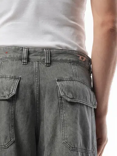 Diesel D-touch Cargo Pants | Thumbnail 1 Diesel D-touch Cargo Pants | Thumbnail 1