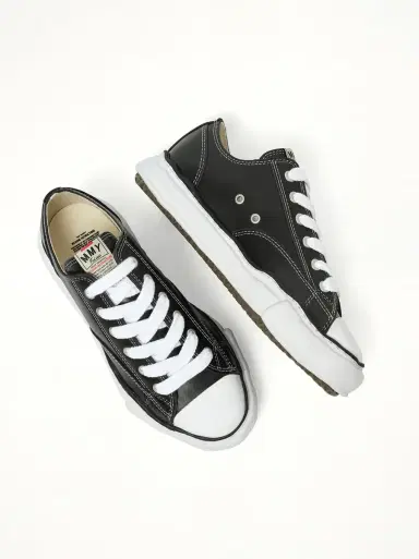 Maison MIHARA YASUHIRO Peterson OG Leather Low Sneaker in Black/white Black | Thumbnail 2 Maison MIHARA YASUHIRO Peterson OG Leather Low Sneaker in Black/white Black | Thumbnail 2