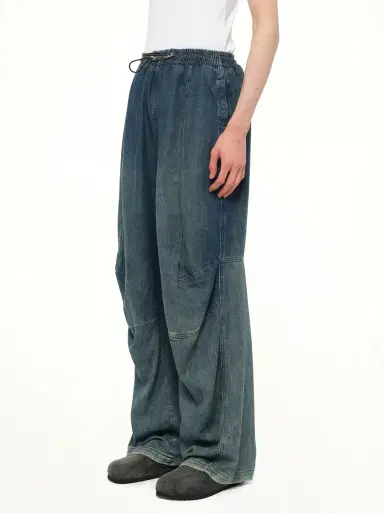 Diesel D-pari-s Relaxed Jeans | Thumbnail 2 Diesel D-pari-s Relaxed Jeans | Thumbnail 2