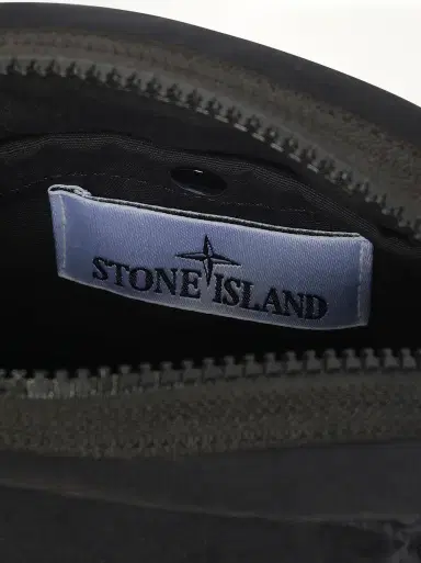 Stone Island 920001 Aluminium Tela Pouch | Thumbnail 8 Stone Island 920001 Aluminium Tela Pouch | Thumbnail 8