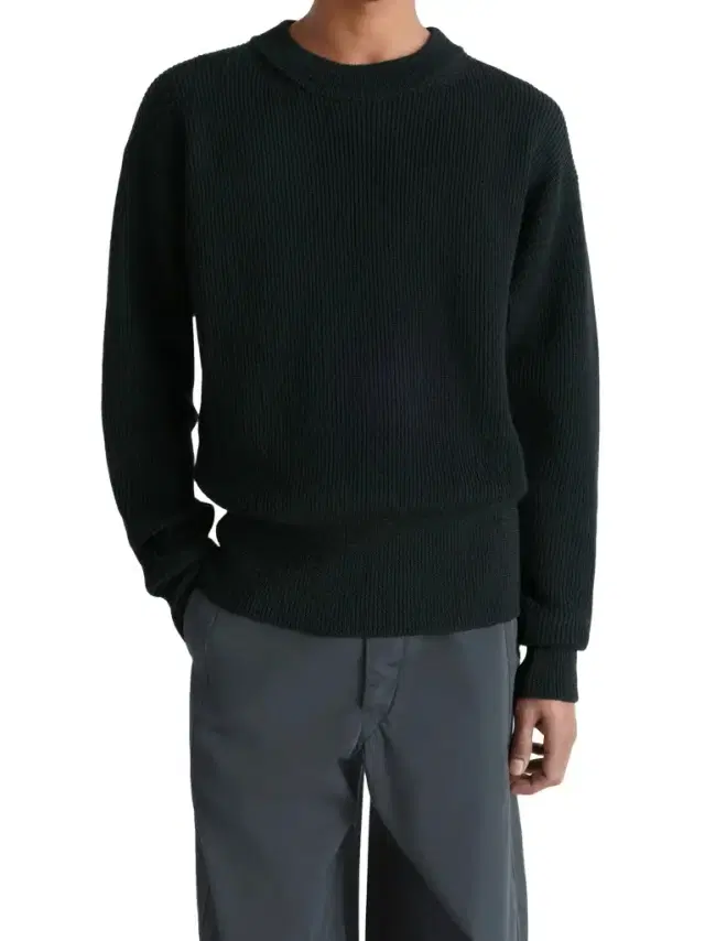 Boxy Round Neck Sweater Boxy Round Neck Sweater