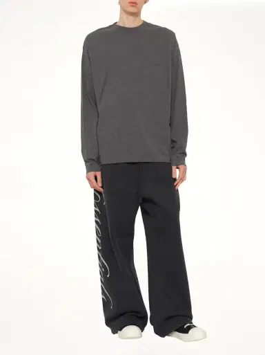 Fear of God Essentials Classic Long Sleeve T-shirt | Thumbnail 4 Fear of God Essentials Classic Long Sleeve T-shirt | Thumbnail 4