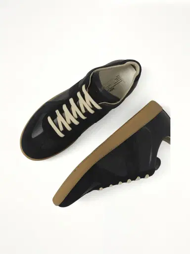 Maison Margiela Replica Leather Sneaker | Thumbnail 4 Maison Margiela Replica Leather Sneaker | Thumbnail 4