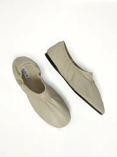 Alaïa Supple Slippers | Thumbnail 4 Alaïa Supple Slippers | Thumbnail 4