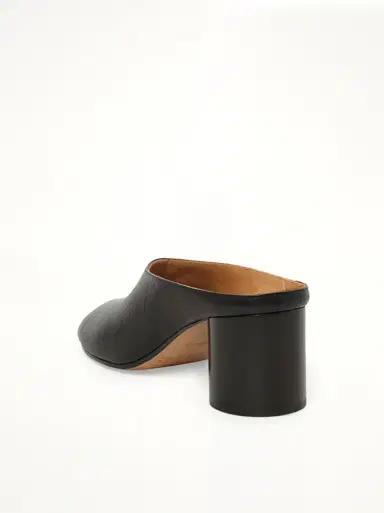 Maison Margiela Tabi Pump Mule H60 | Thumbnail 2 Maison Margiela Tabi Pump Mule H60 | Thumbnail 2