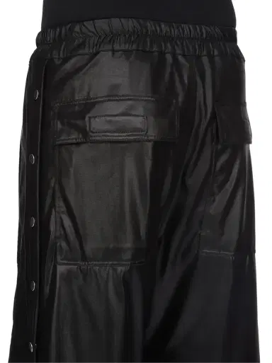 RICK OWENS DRKSHDW Wide Pusher Shorts | Thumbnail 7 RICK OWENS DRKSHDW Wide Pusher Shorts | Thumbnail 7
