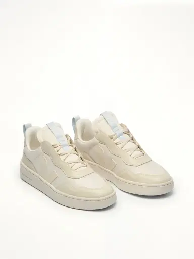 Veja Veja x Cfcl V-90 in Natural White | Thumbnail 3 Veja Veja x Cfcl V-90 in Natural White | Thumbnail 3