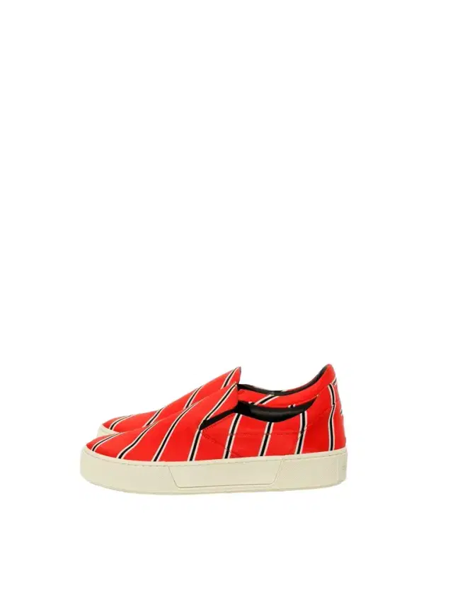 Sneaker Sneaker