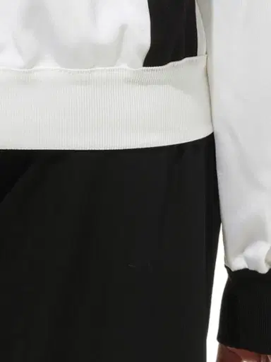 Givenchy Turtleneck Sweater | Thumbnail 2 Givenchy Turtleneck Sweater | Thumbnail 2