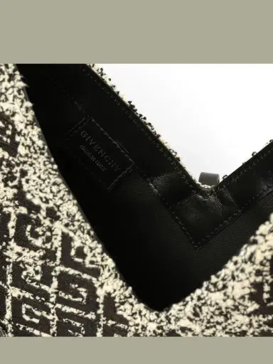 Givenchy Small Cut Out Bag | Thumbnail 2 Givenchy Small Cut Out Bag | Thumbnail 2
