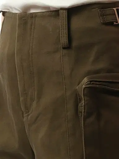FAX COPY EXPRESS Oversized Cargo Pants in Olive Green | Thumbnail 2 FAX COPY EXPRESS Oversized Cargo Pants in Olive Green | Thumbnail 2