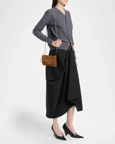 Bottega Veneta Andiamo Leather Wallet-On-Chain | Thumbnail 5 Bottega Veneta Andiamo Leather Wallet-On-Chain | Thumbnail 5