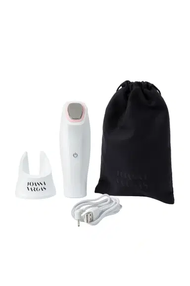 Joanna Vargas Magic Glow Wand | Thumbnail 2 Joanna Vargas Magic Glow Wand | Thumbnail 2