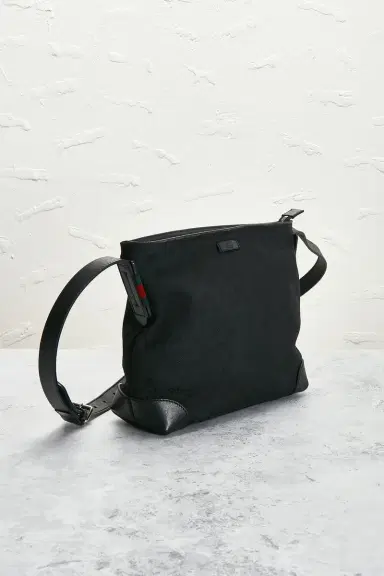 Gucci Gucci Shoulder Bag | Thumbnail 4 Gucci Gucci Shoulder Bag | Thumbnail 4