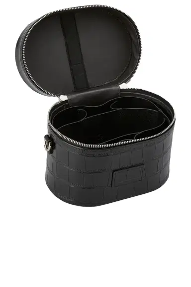 ETOILE COLLECTIVE Oval Toiletry Case | Thumbnail 3 ETOILE COLLECTIVE Oval Toiletry Case | Thumbnail 3