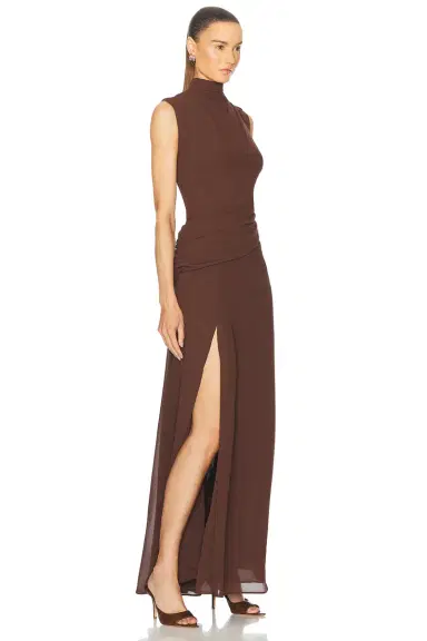 L'Academie Amouage Gown | Thumbnail 2 L'Academie Amouage Gown | Thumbnail 2
