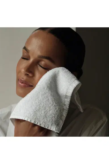 Oak Essentials Pure Gel Cleanser | Thumbnail 8 Oak Essentials Pure Gel Cleanser | Thumbnail 8