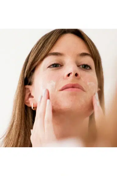 Joanna Vargas Vitamin C Face Wash | Thumbnail 3 Joanna Vargas Vitamin C Face Wash | Thumbnail 3