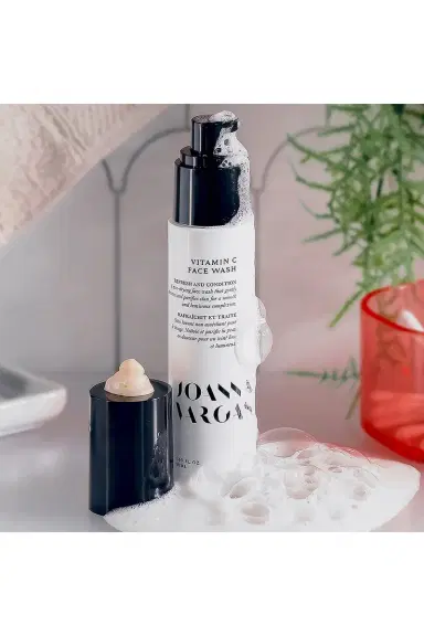 Joanna Vargas Vitamin C Face Wash | Thumbnail 4 Joanna Vargas Vitamin C Face Wash | Thumbnail 4