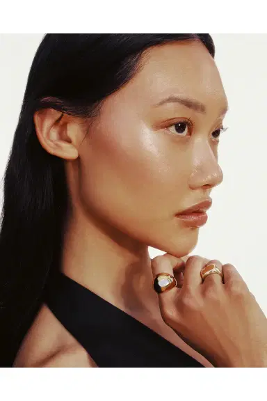 goop beauty Glow Skin Highlighter Stick | Thumbnail 5 goop beauty Glow Skin Highlighter Stick | Thumbnail 5
