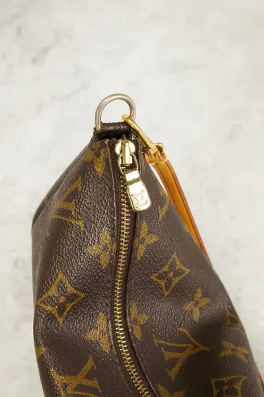 Louis Vuitton Louis Vuitton Monogram Pochette Accessoires Shoulder Bag | Thumbnail 7 Louis Vuitton Louis Vuitton Monogram Pochette Accessoires Shoulder Bag | Thumbnail 7