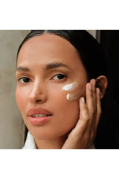 Oak Essentials Nightly Retinol Serum | Thumbnail 7 Oak Essentials Nightly Retinol Serum | Thumbnail 7