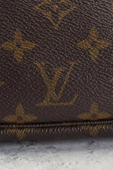 Louis Vuitton Louis Vuitton Monogram Pochette Accessoires Shoulder Bag | Thumbnail 8 Louis Vuitton Louis Vuitton Monogram Pochette Accessoires Shoulder Bag | Thumbnail 8