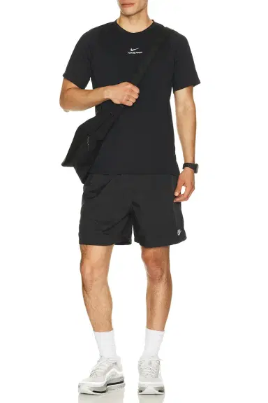 Nike Pro Training Dri-Fit Short-Sleeve Top | Thumbnail 3 Nike Pro Training Dri-Fit Short-Sleeve Top | Thumbnail 3