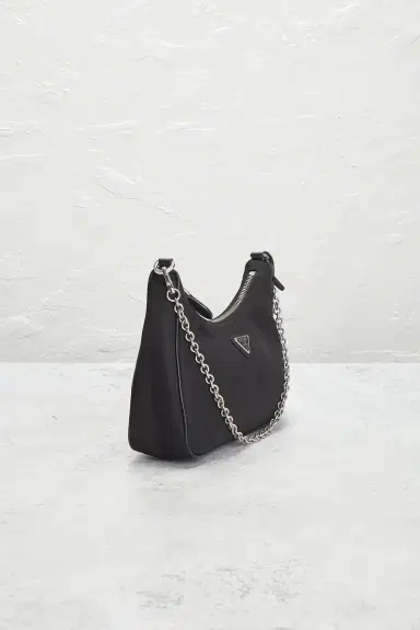 Prada Prada Re-Edition 2005 Re-Nylon Shoulder Bag | Thumbnail 4 Prada Prada Re-Edition 2005 Re-Nylon Shoulder Bag | Thumbnail 4