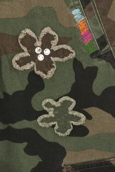 Nahmias Floral Patch Crystal Camo Short | Thumbnail 7 Nahmias Floral Patch Crystal Camo Short | Thumbnail 7