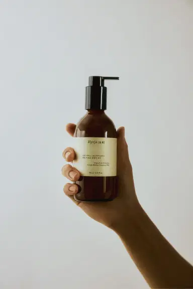 Hyeja Vegan Rice Probiotics Gentle Micellar Cleansing Milk | Thumbnail 2 Hyeja Vegan Rice Probiotics Gentle Micellar Cleansing Milk | Thumbnail 2