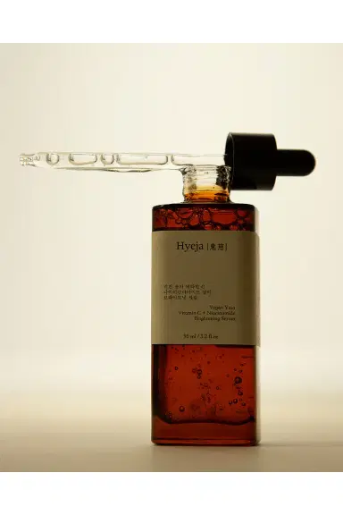 Hyeja Vegan Yuja Vitamin C Brightening Serum | Thumbnail 2 Hyeja Vegan Yuja Vitamin C Brightening Serum | Thumbnail 2