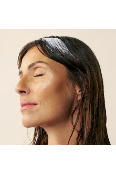 Christophe Robin Color Shield Cleansing Mask with Camu Camu Berries | Thumbnail 4 Christophe Robin Color Shield Cleansing Mask with Camu Camu Berries | Thumbnail 4