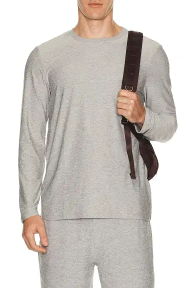 Beyond Yoga Always Beyond Long Sleeve Crew 2.0 | Thumbnail 1 Beyond Yoga Always Beyond Long Sleeve Crew 2.0 | Thumbnail 1
