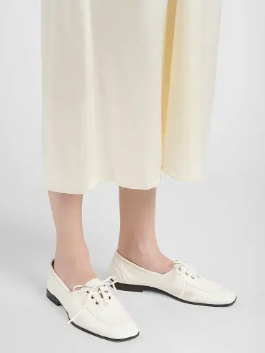 Bottega Veneta Women's Gino Lace-Up Leather Shoes | Thumbnail 2 Bottega Veneta Women's Gino Lace-Up Leather Shoes | Thumbnail 2