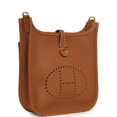 HERMÈS Hermes Evelyne 23 Gold Clemence Gold Hardware | Thumbnail 2 HERMÈS Hermes Evelyne 23 Gold Clemence Gold Hardware | Thumbnail 2