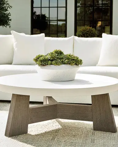 Bernhardt Exteriors Rochelle Outdoor Cocktail Table | Thumbnail 1 Bernhardt Exteriors Rochelle Outdoor Cocktail Table | Thumbnail 1