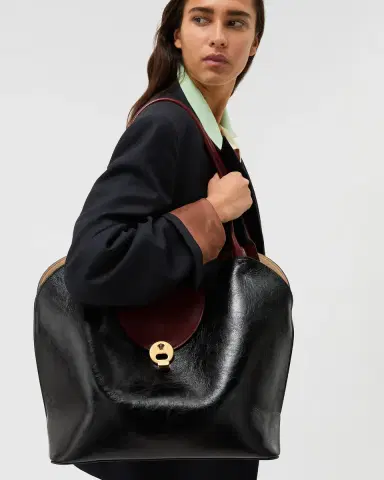 Versace Vivian Large Leather Shoulder Bag | Thumbnail 2 Versace Vivian Large Leather Shoulder Bag | Thumbnail 2