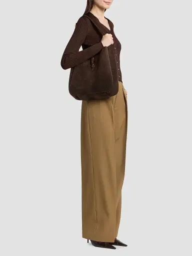 Saint Laurent Women's Le 5 ÿ 7 Supple Large Shoulder Bag in Suede | Thumbnail 2 Saint Laurent Women's Le 5 ÿ 7 Supple Large Shoulder Bag in Suede | Thumbnail 2