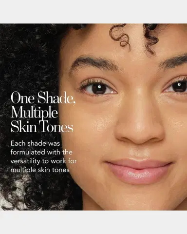 CHANTECAILLE Future Skin Cushion Skincare Foundation | Thumbnail 4 CHANTECAILLE Future Skin Cushion Skincare Foundation | Thumbnail 4
