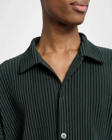 Homme Plissé Issey Miyake Men's Pleated Short-Sleeve Shirt | Thumbnail 5 Homme Plissé Issey Miyake Men's Pleated Short-Sleeve Shirt | Thumbnail 5
