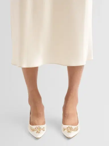 Manolo Blahnik Women's Pasadislo Embellished Satin Pumps | Thumbnail 2 Manolo Blahnik Women's Pasadislo Embellished Satin Pumps | Thumbnail 2