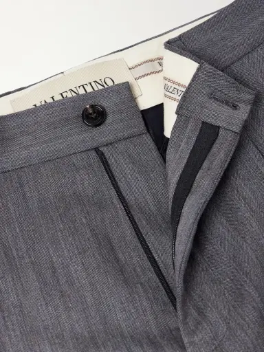 Valentino Garavani Straight-Leg Pleated Herringbone Virgin Wool Trousers - Men | Thumbnail 6 Valentino Garavani Straight-Leg Pleated Herringbone Virgin Wool Trousers - Men | Thumbnail 6