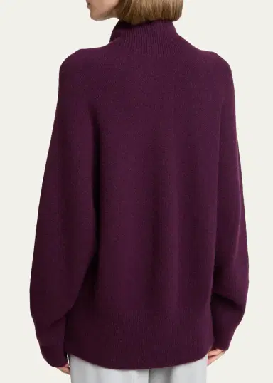 Giorgio Armani Long Cashmere Turtleneck Sweater | Thumbnail 3 Giorgio Armani Long Cashmere Turtleneck Sweater | Thumbnail 3