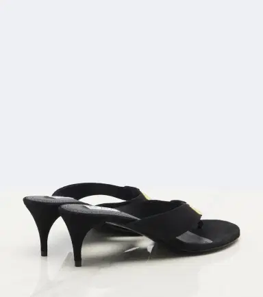 Alaïa Alaïa Infra suede thong sandals | Thumbnail 2 Alaïa Alaïa Infra suede thong sandals | Thumbnail 2