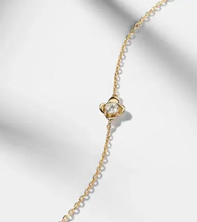 STONE AND STRAND Clover 14kt gold bracelet with diamonds | Thumbnail 4 STONE AND STRAND Clover 14kt gold bracelet with diamonds | Thumbnail 4